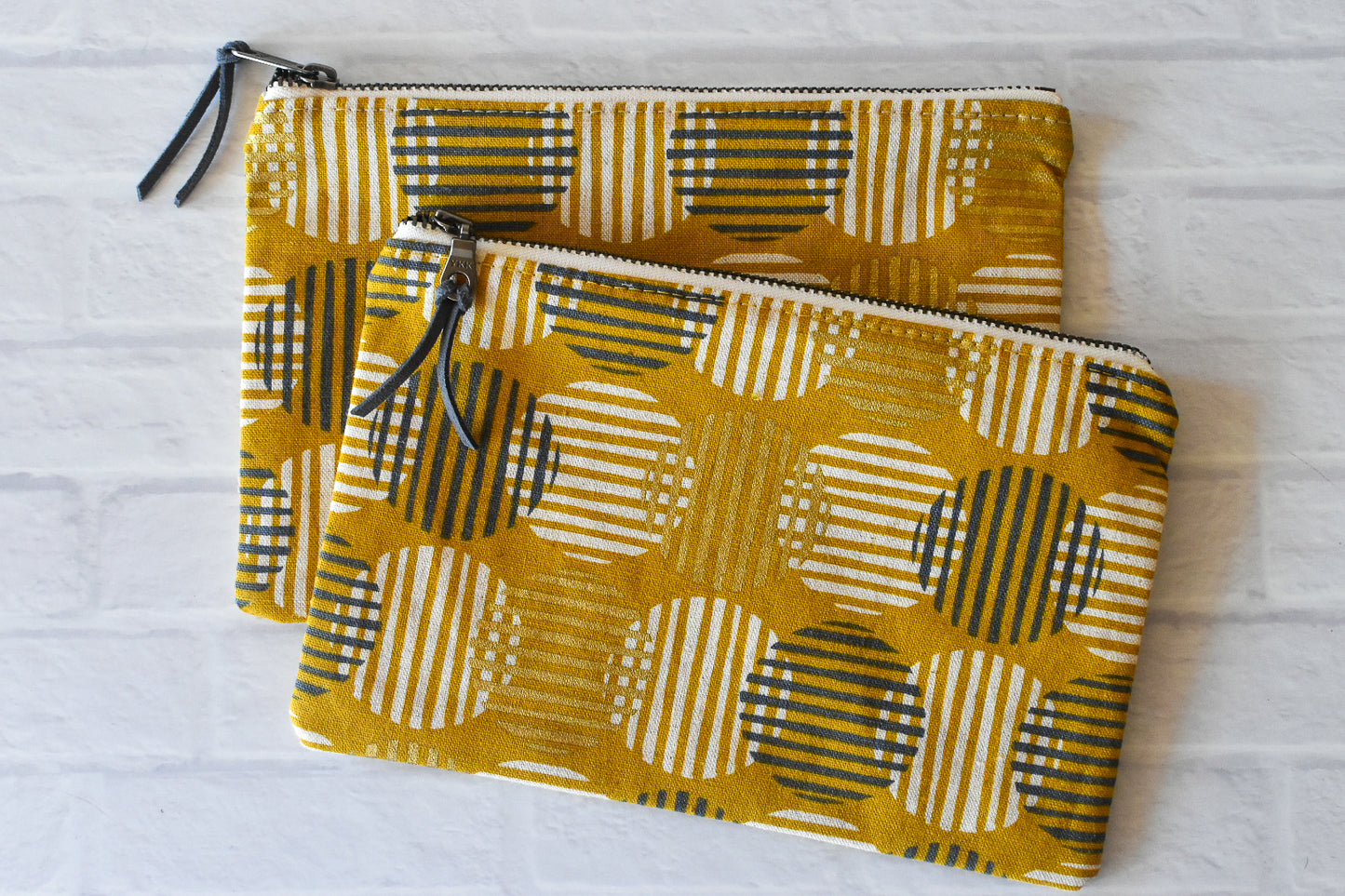 Gold Geometric Circles Zipper Pouch