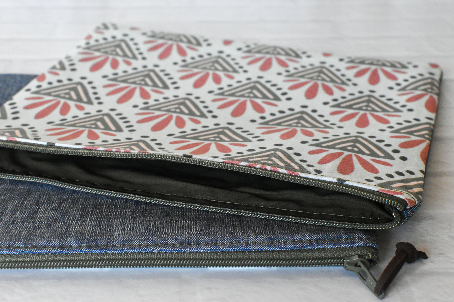 Blue Green Abstract Zipper Pouch