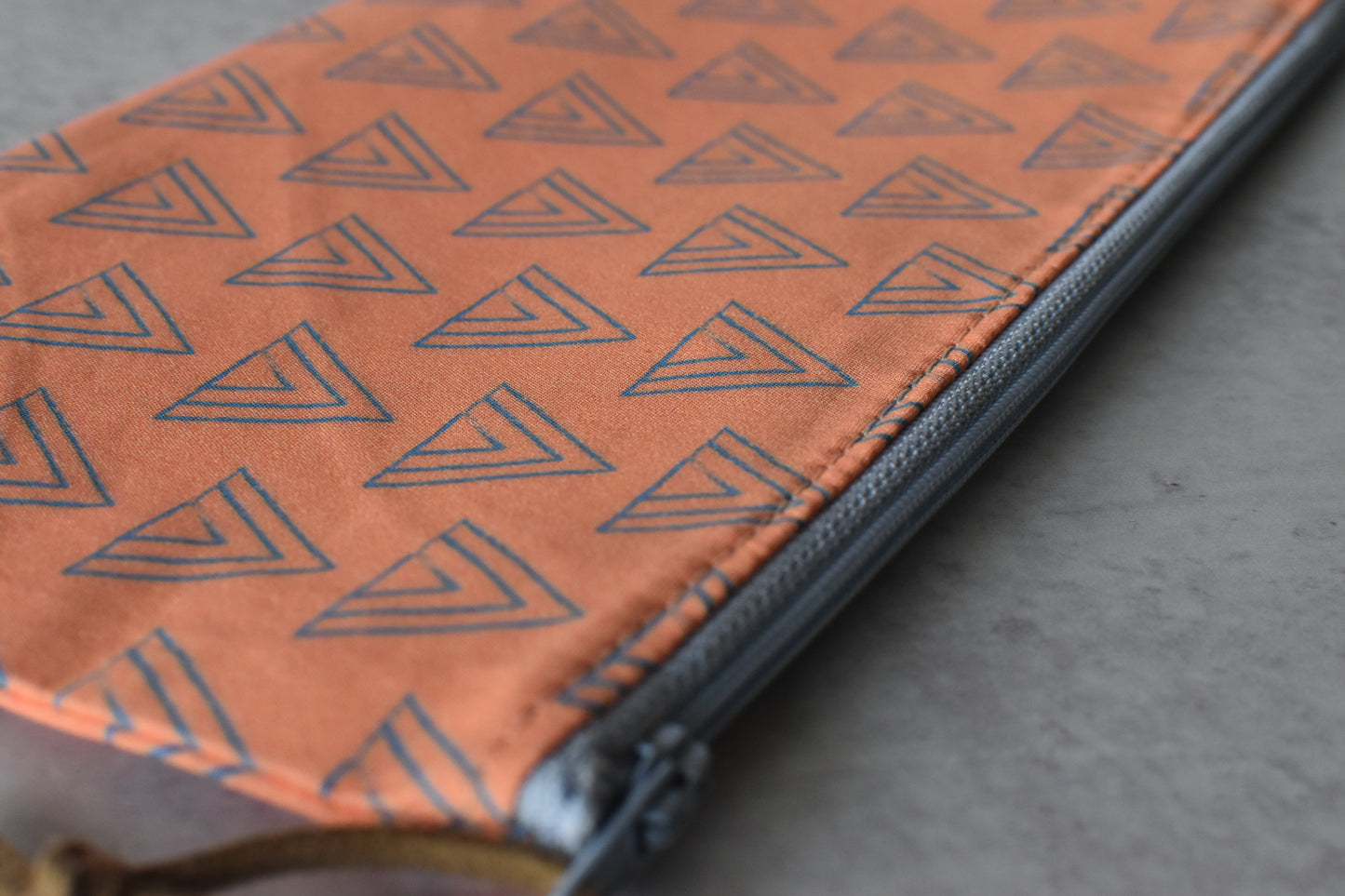 Peachy Pattern Zipper Pouch