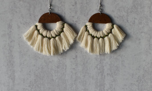 Natural Oaxaca yarn earrings